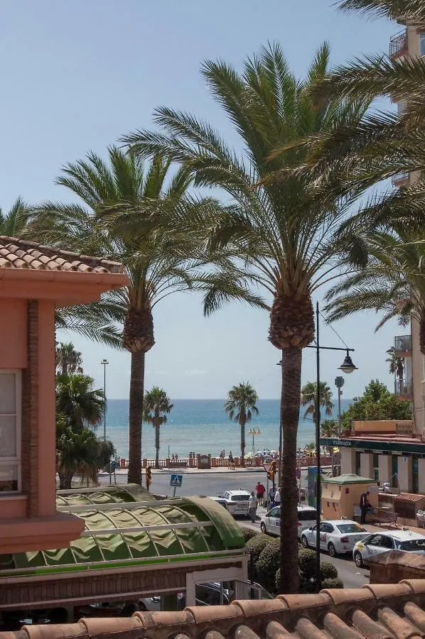 Apartamento 16 Benal Acogedor y en 1ª linea Benalmádena