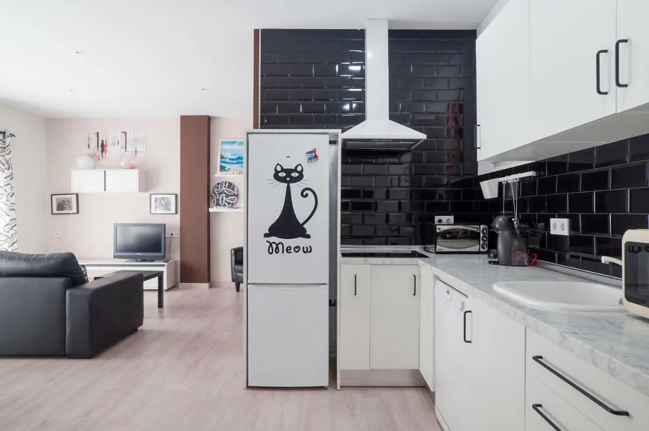 Apartamento 16 Benal Acogedor y en 1ª linea Benalmádena