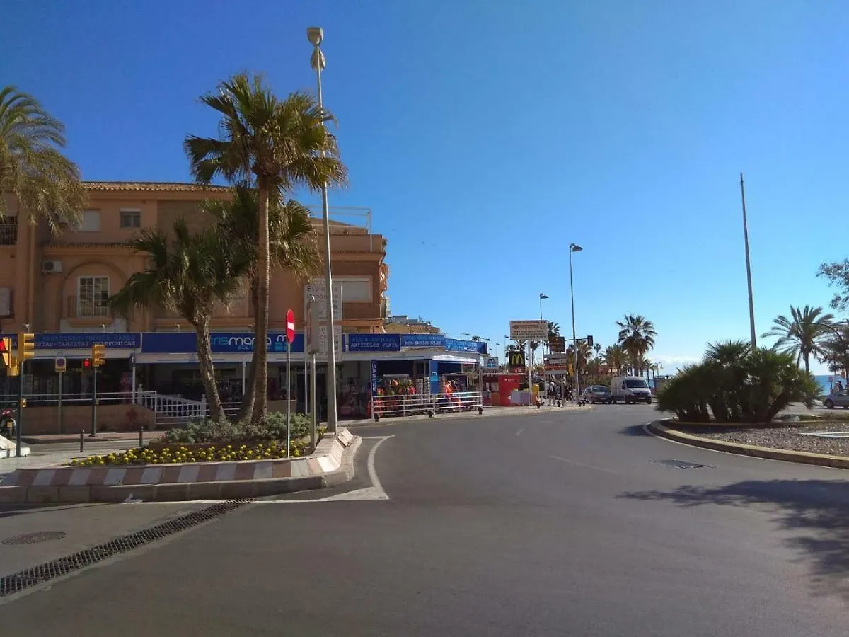 16 Benal Acogedor Y En 1ª Linea Apartment Benalmadena